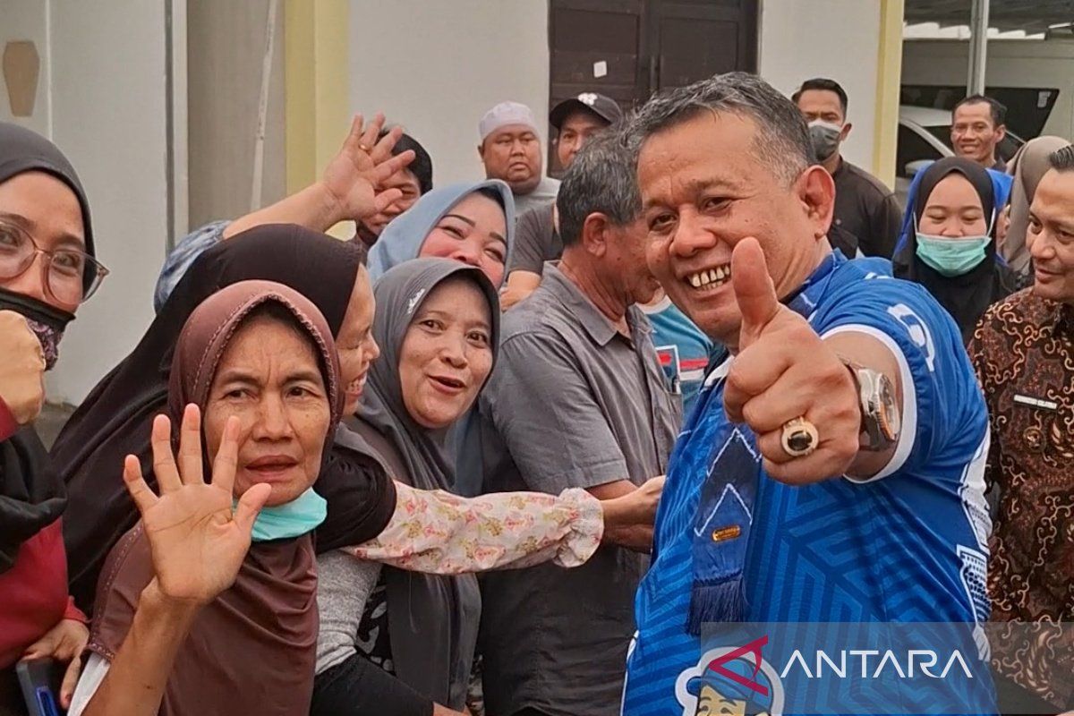 Wakil Menteri UMKM saat menghadiri acara penyaluran KUR di Kalsel