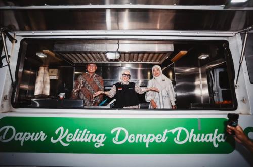 Syahrini dan Dompet Dhuafa meluncurkan Incess for Humanity di Bogor.