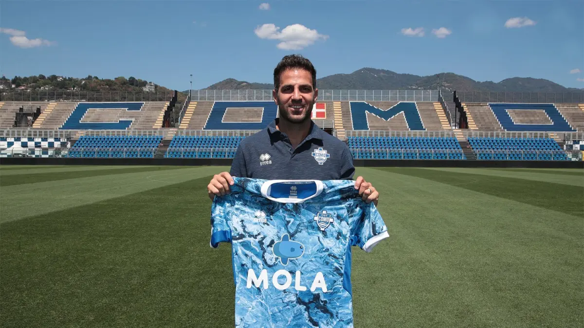 Aksi Cesc Fabregas saat Como hajar Manchester United di Liga Champions.